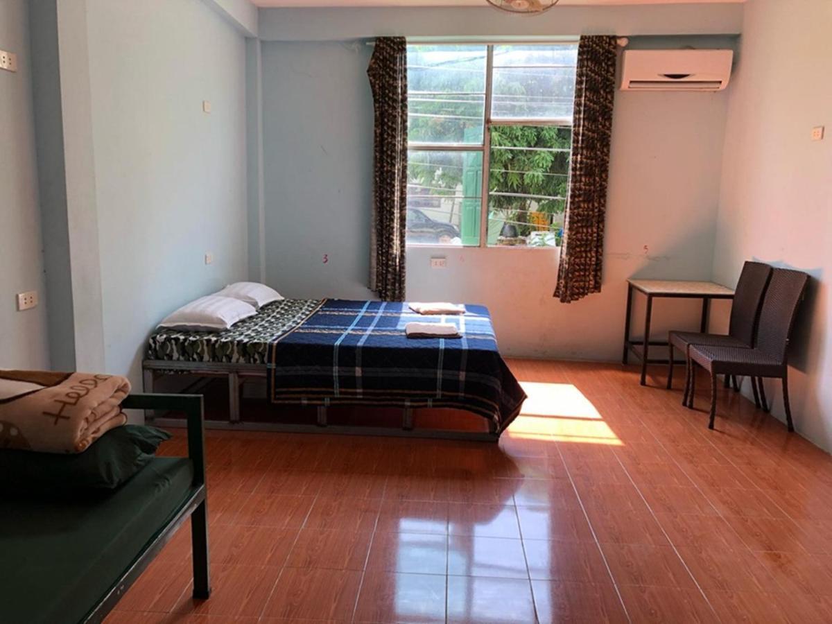 ואנג ויינג Army Barracks Guesthouse מראה חיצוני תמונה