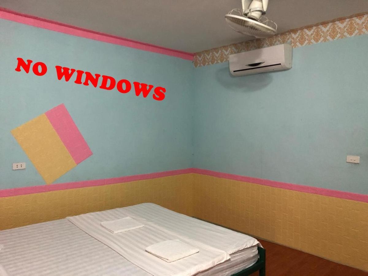 ואנג ויינג Army Barracks Guesthouse מראה חיצוני תמונה
