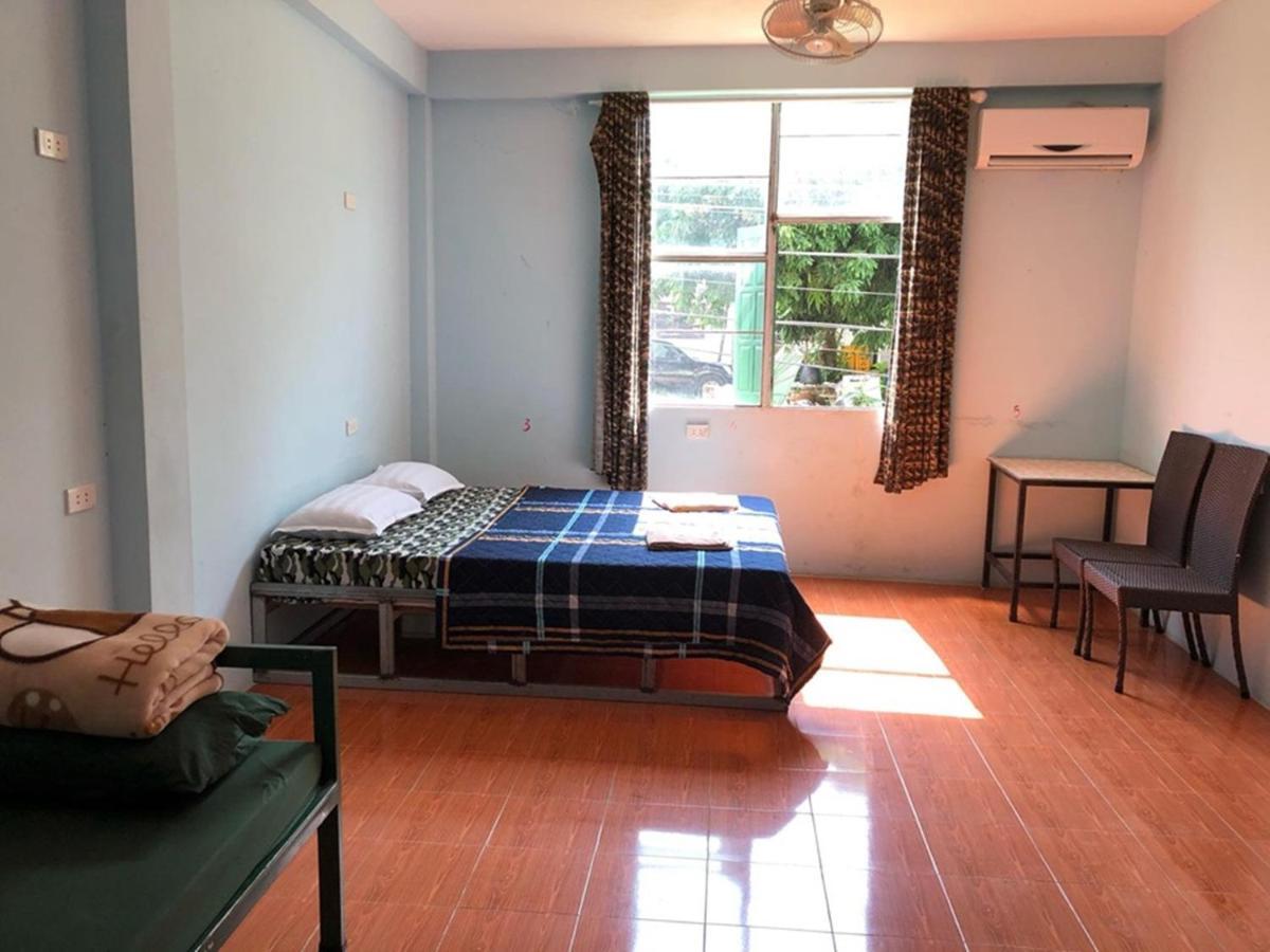 ואנג ויינג Army Barracks Guesthouse מראה חיצוני תמונה