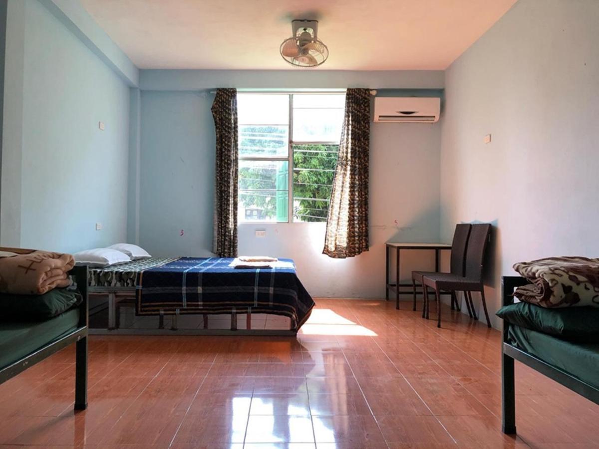 ואנג ויינג Army Barracks Guesthouse מראה חיצוני תמונה